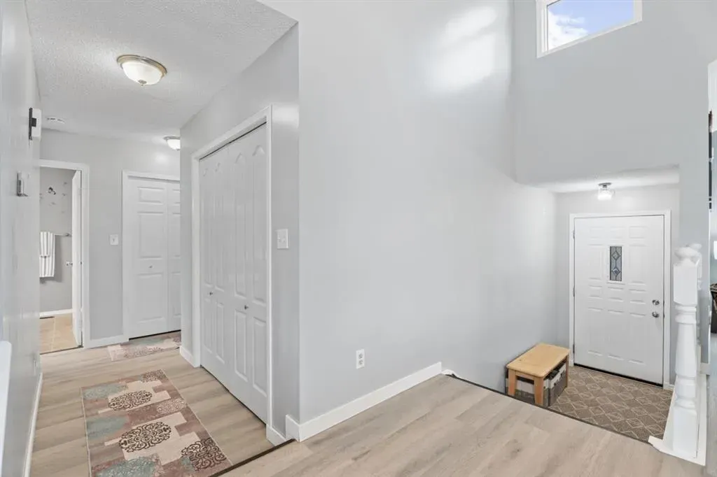 9 Hunters Mews