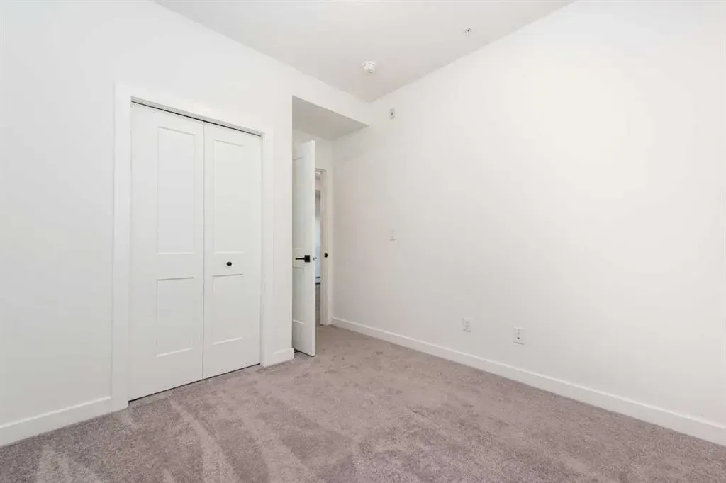 200 Seton Circle SE, #1105