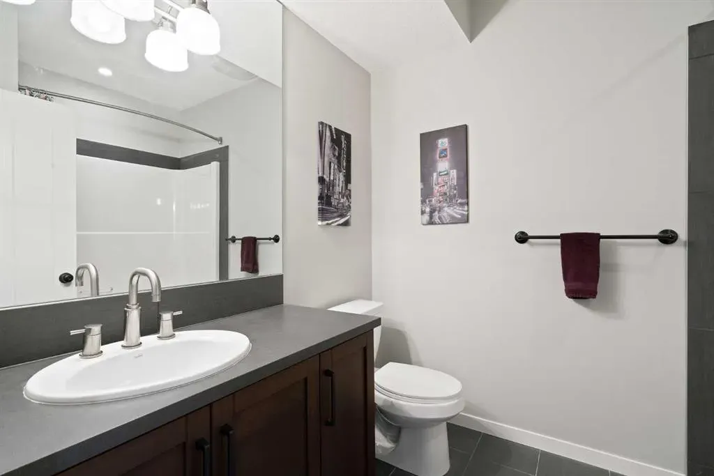 219 River Heights Green