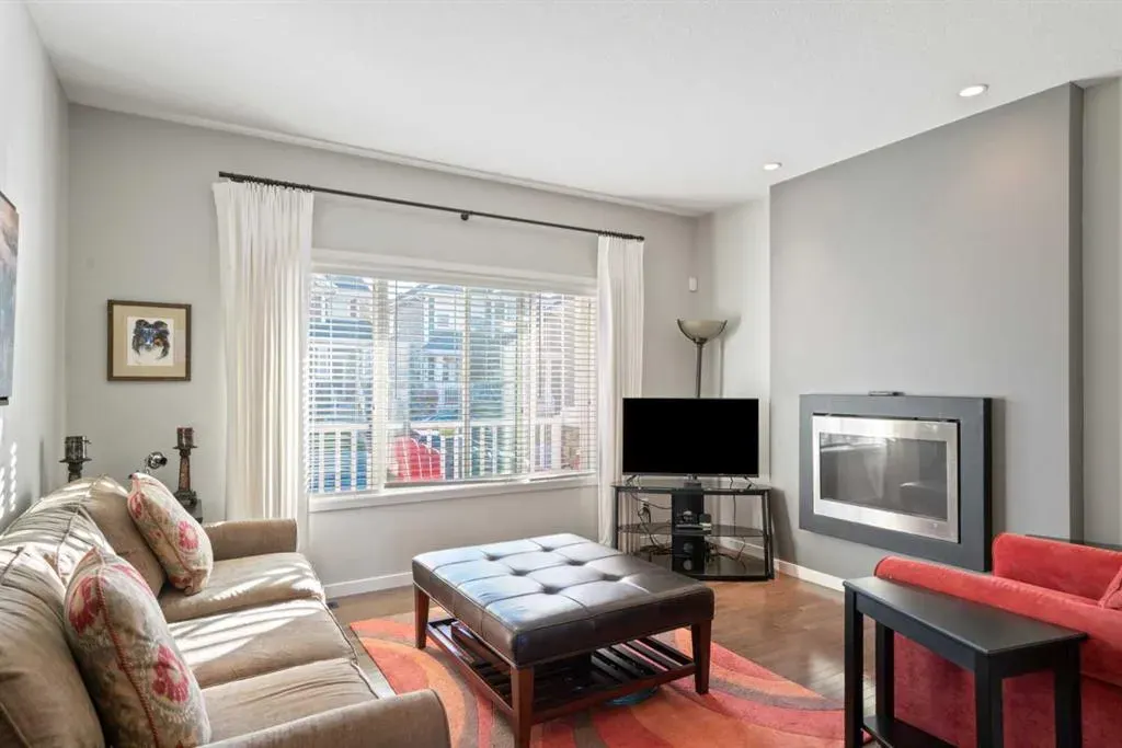 219 River Heights Green