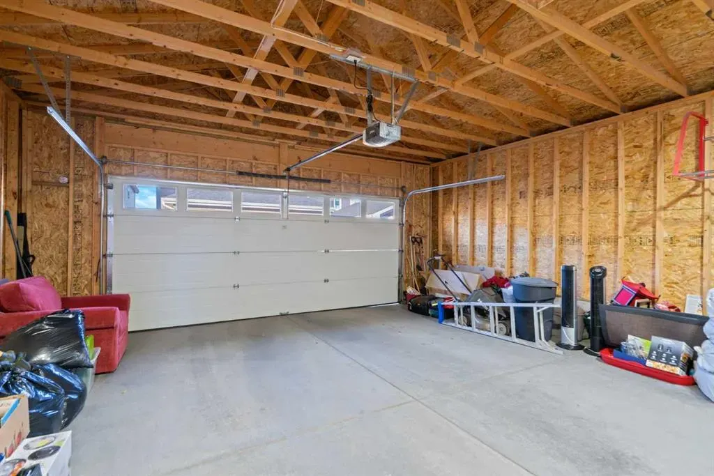 219 River Heights Green