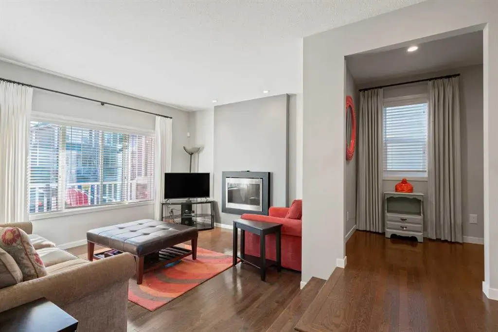 219 River Heights Green