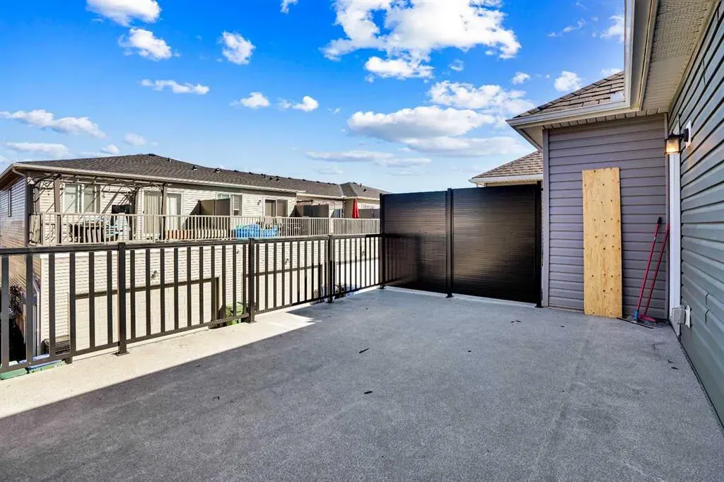 128 Cityscape Row NE