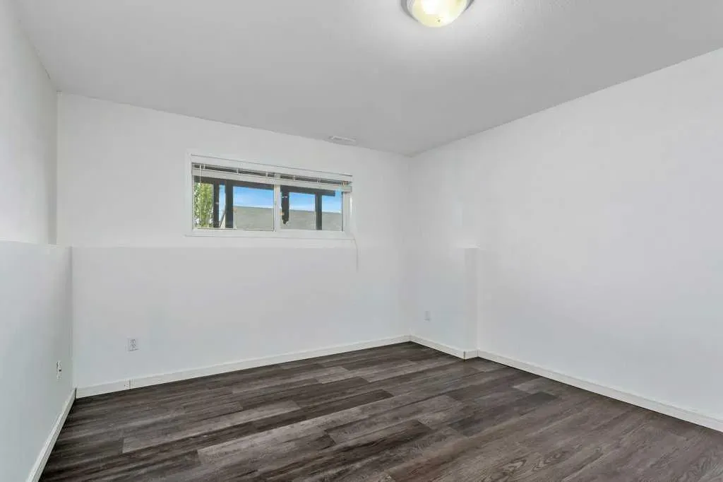 89 Silver Drive