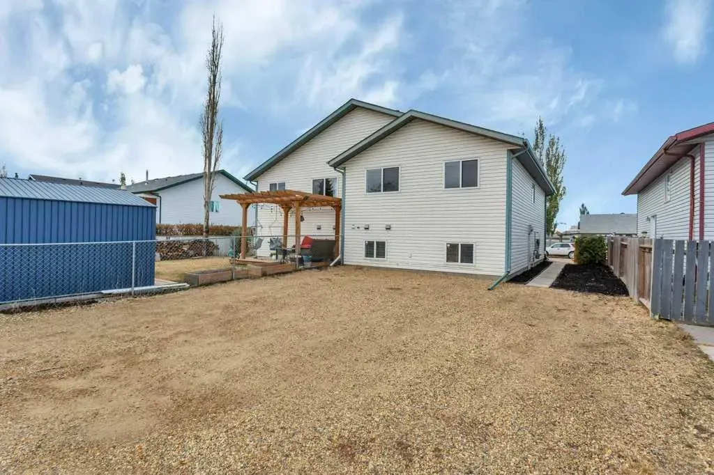 89 Silver Drive