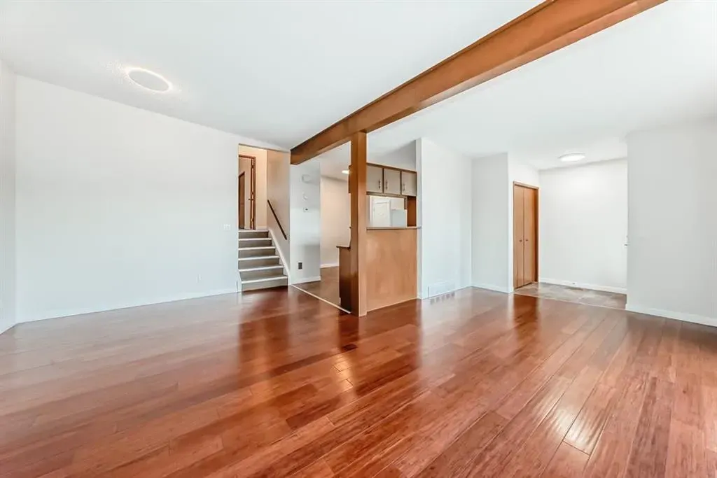 6525 & 6527 58 Street NW