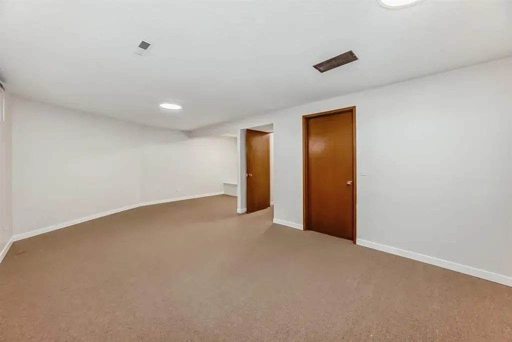 6525 & 6527 58 Street NW