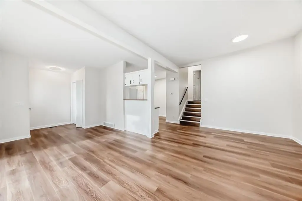 6525 & 6527 58 Street NW