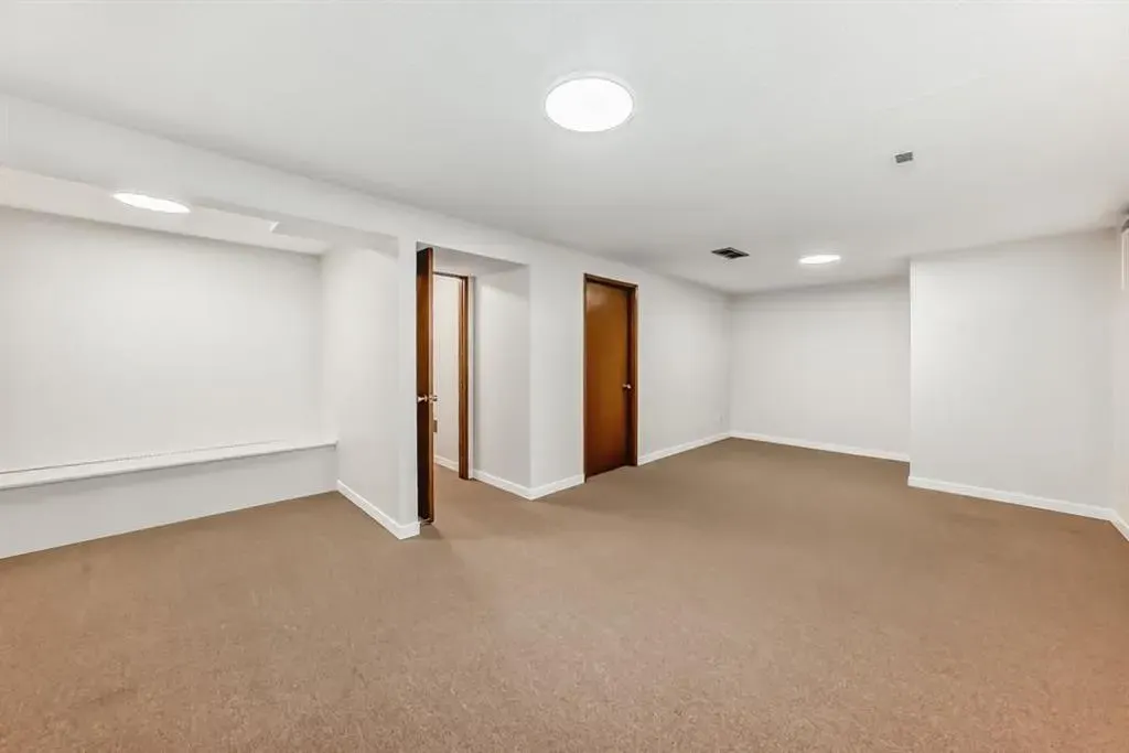 6525 & 6527 58 Street NW