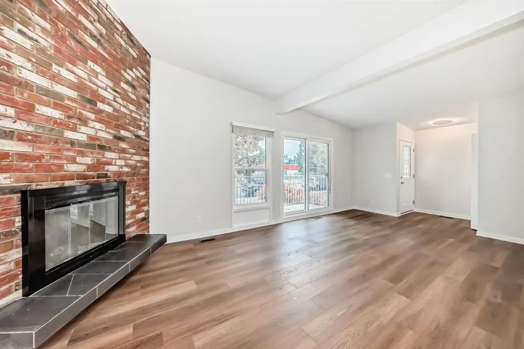 6525 & 6527 58 Street NW