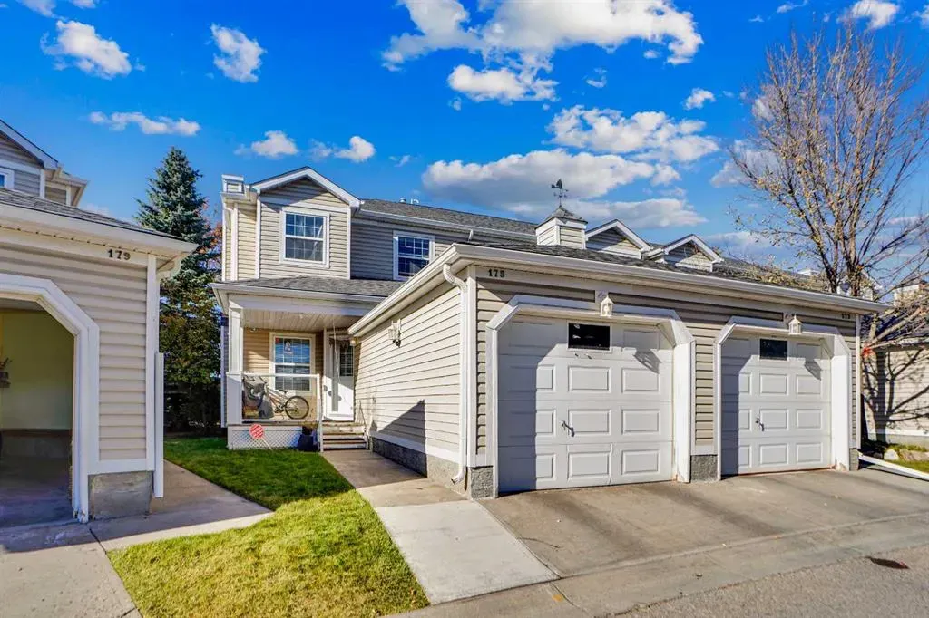 7707 Martha's Haven Park NE, #175