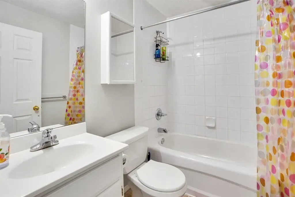 7707 Martha's Haven Park NE, #175