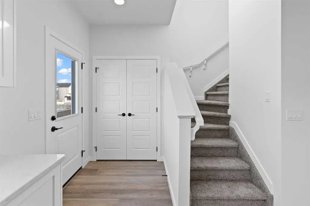 994 Chinook Winds Meadow SW