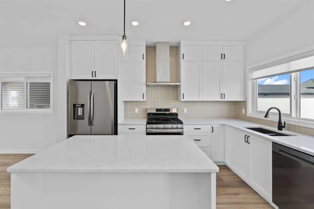 994 Chinook Winds Meadow SW