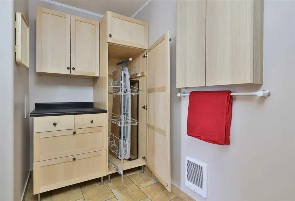 4834 52A Street, #105