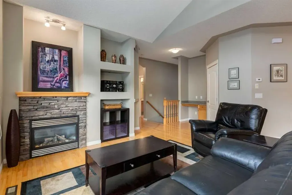 105 Rocky Vista Terrace NW