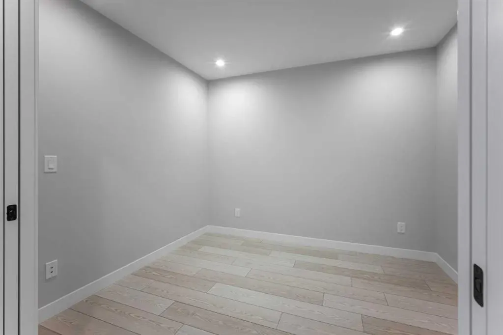 110 18A Street NW, #308