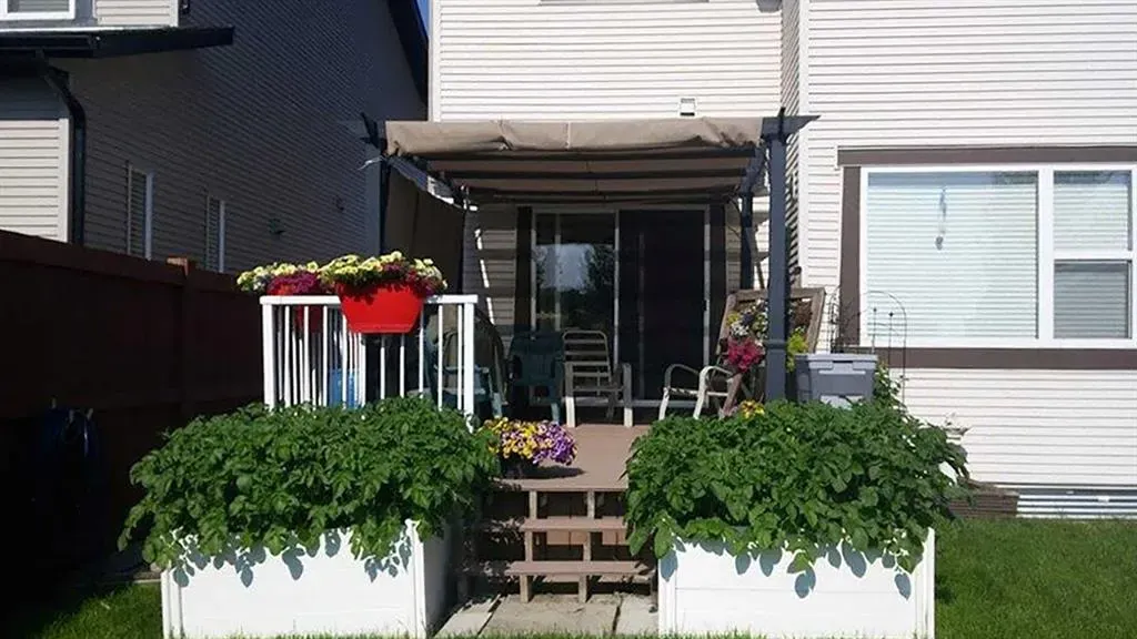 267 Silverado Plains Close SW