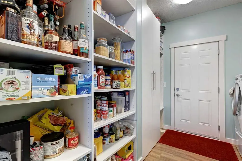 267 Silverado Plains Close SW