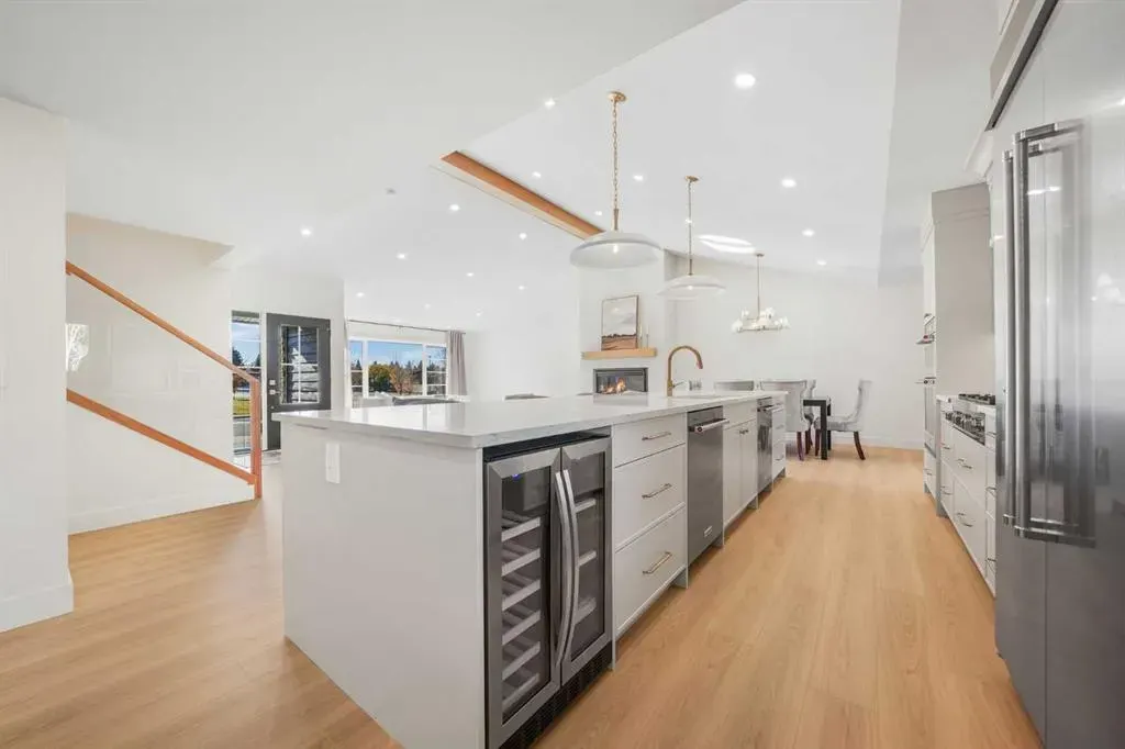 1016 Mapleglade Drive SE