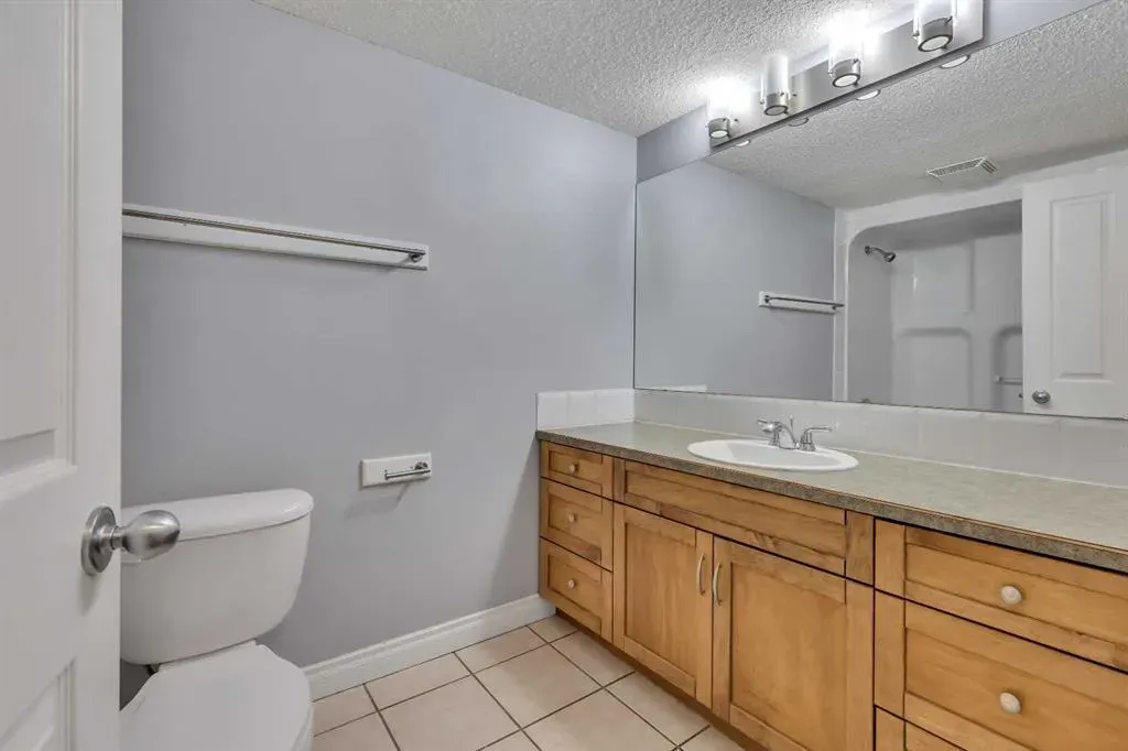 2411 Erlton Road SW, #106