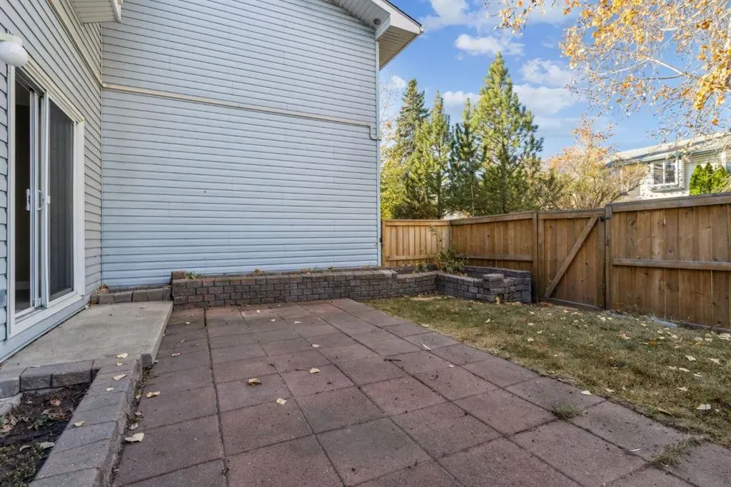 4810 40 Avenue SW, #15
