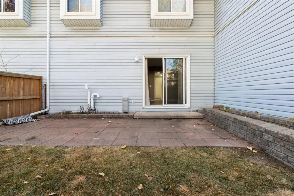 4810 40 Avenue SW, #15