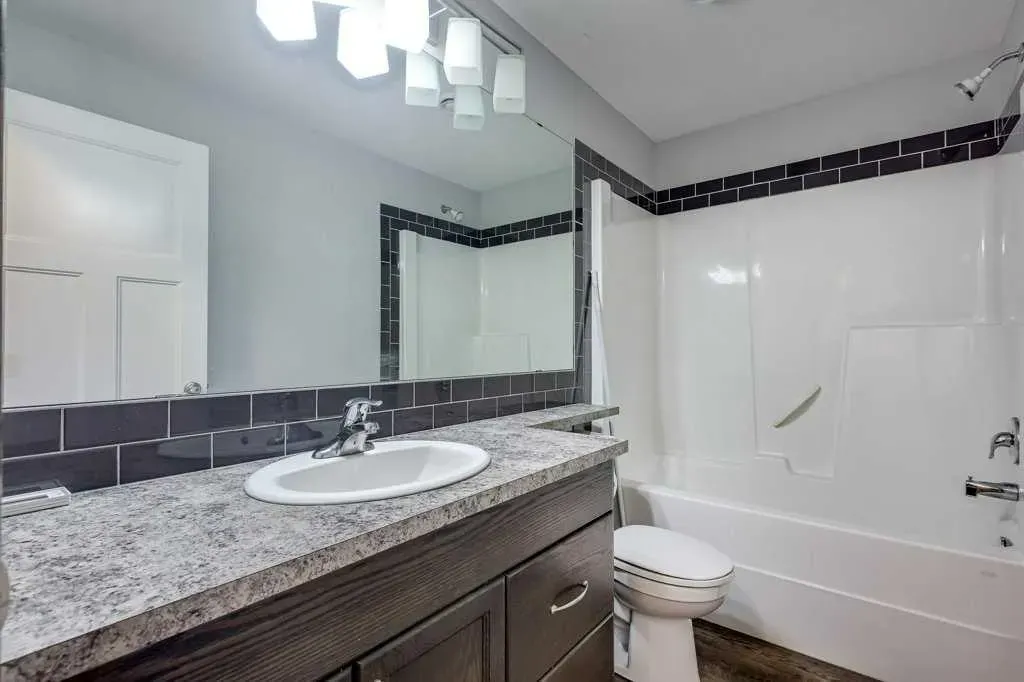 13 Adina Close