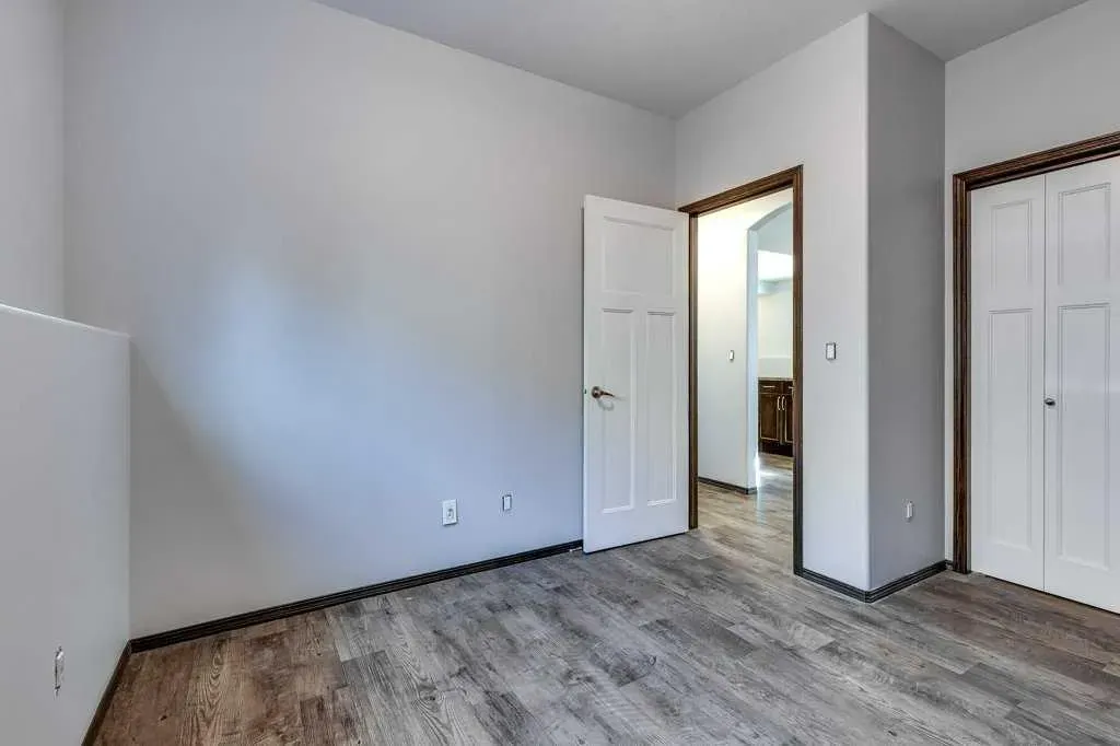 13 Adina Close