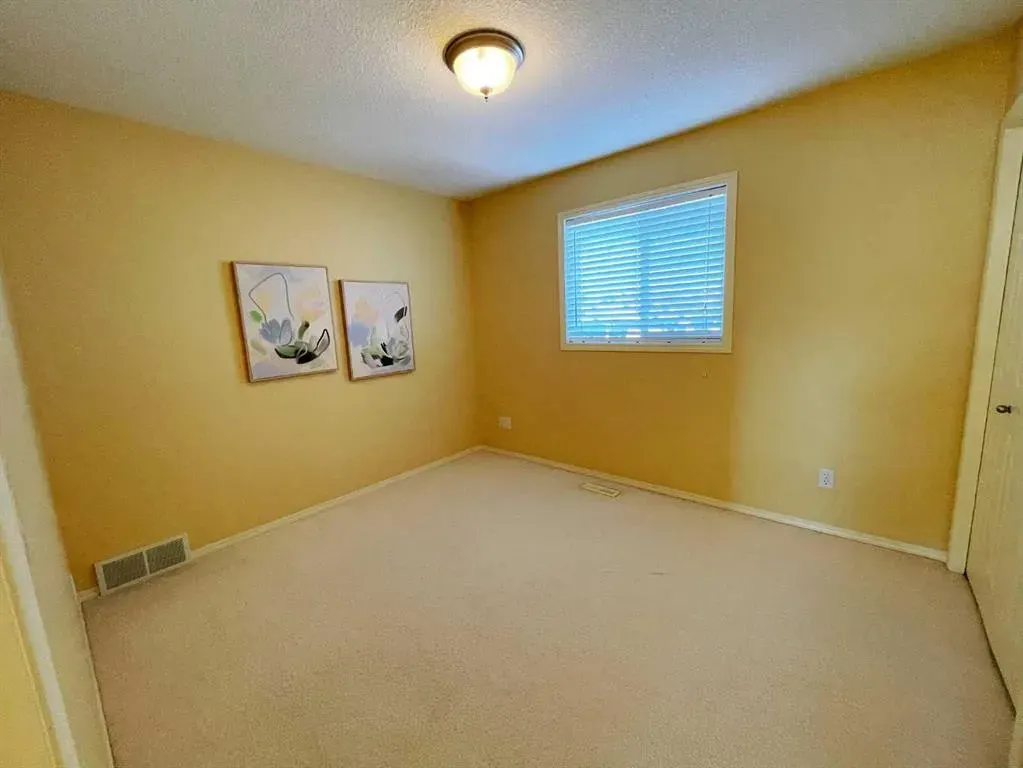 221 Coulee Creek Manor