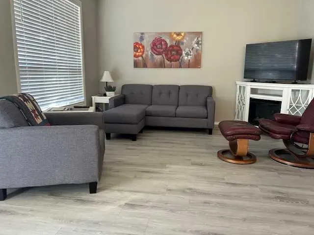 227 Sunrise Terrace NE, #227