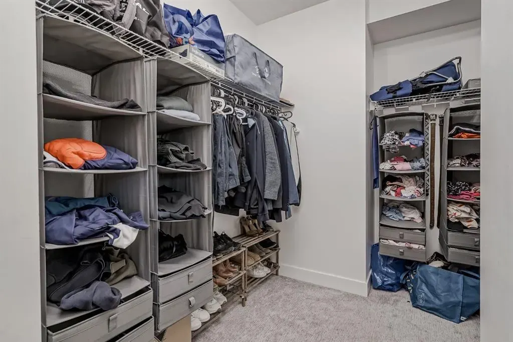 2115 34 Avenue SW, #100