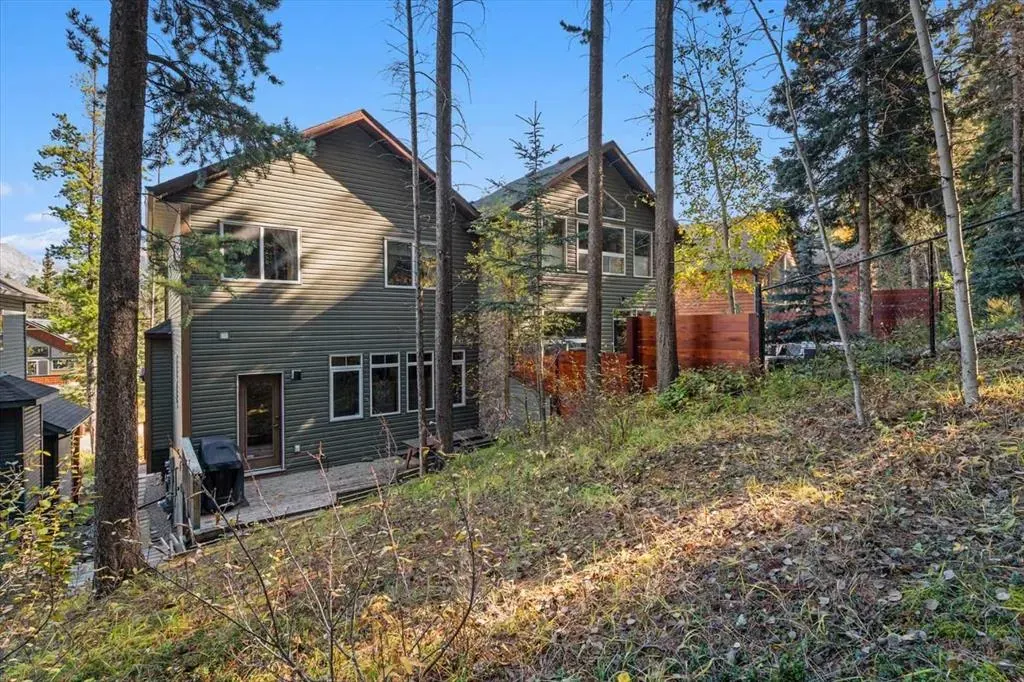 1073 Wilson Way