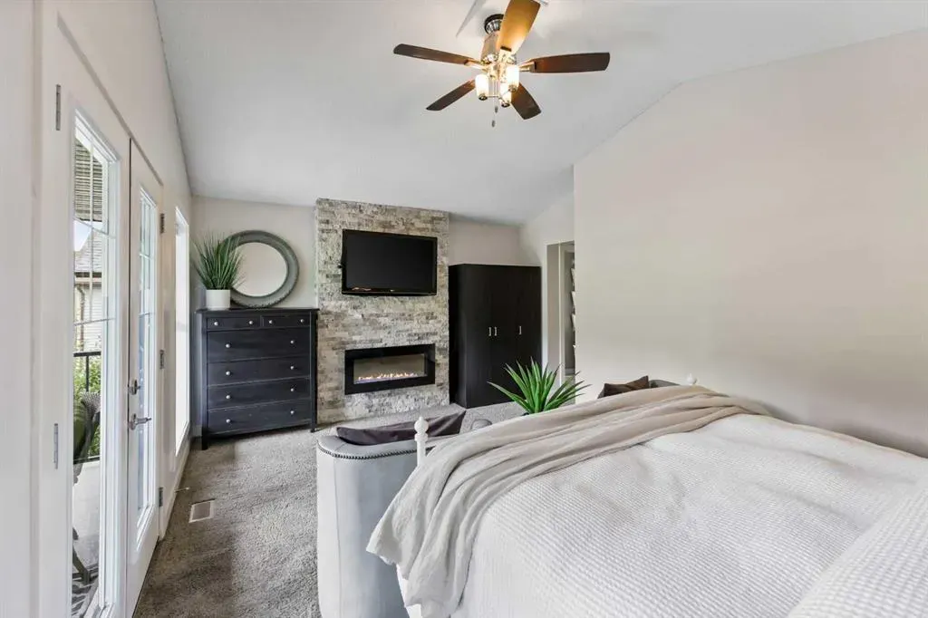 160 Chaparral Valley View SE