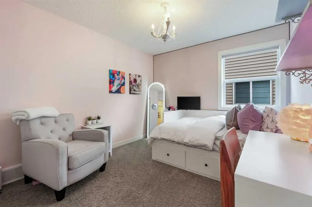 160 Chaparral Valley View SE