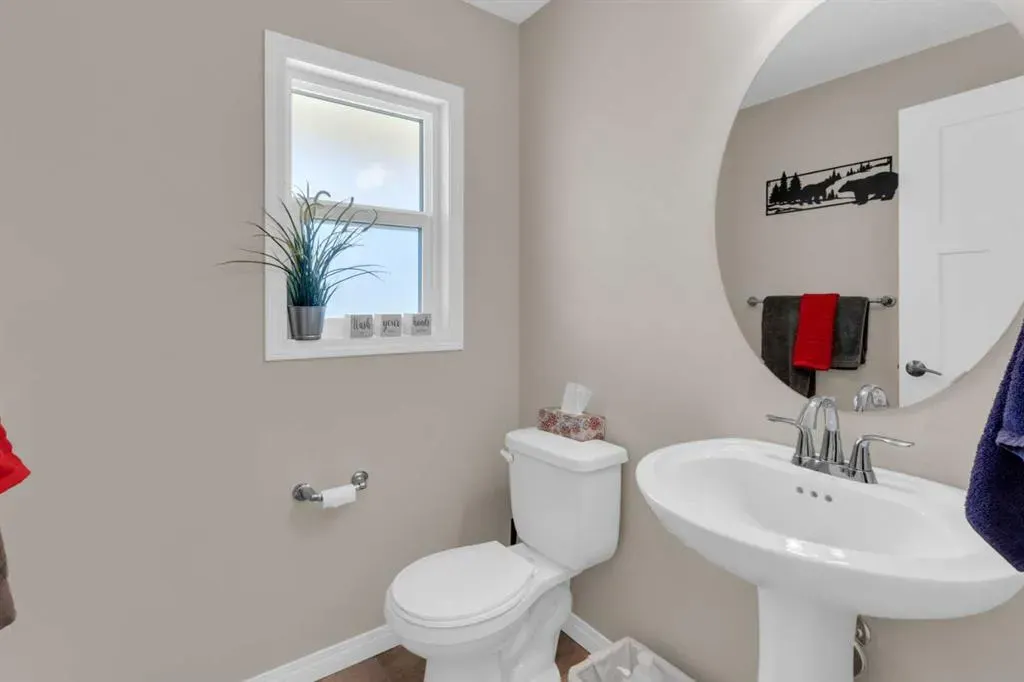 84 Fireside Crescent