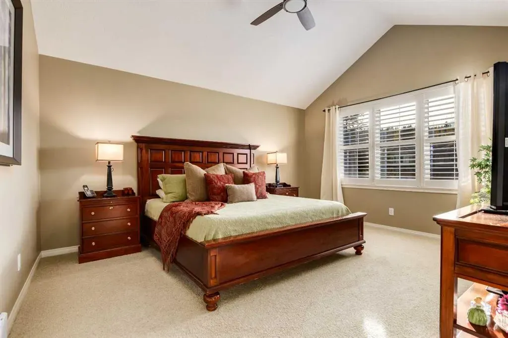 11756 Valley Ridge Boulevard NW