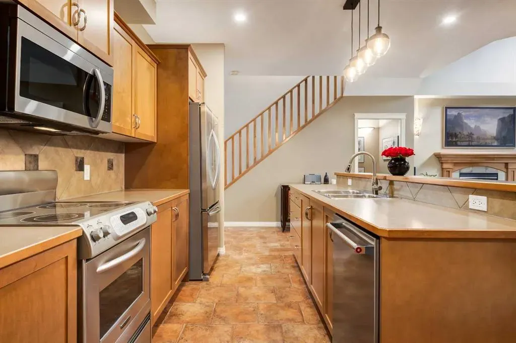 11756 Valley Ridge Boulevard NW