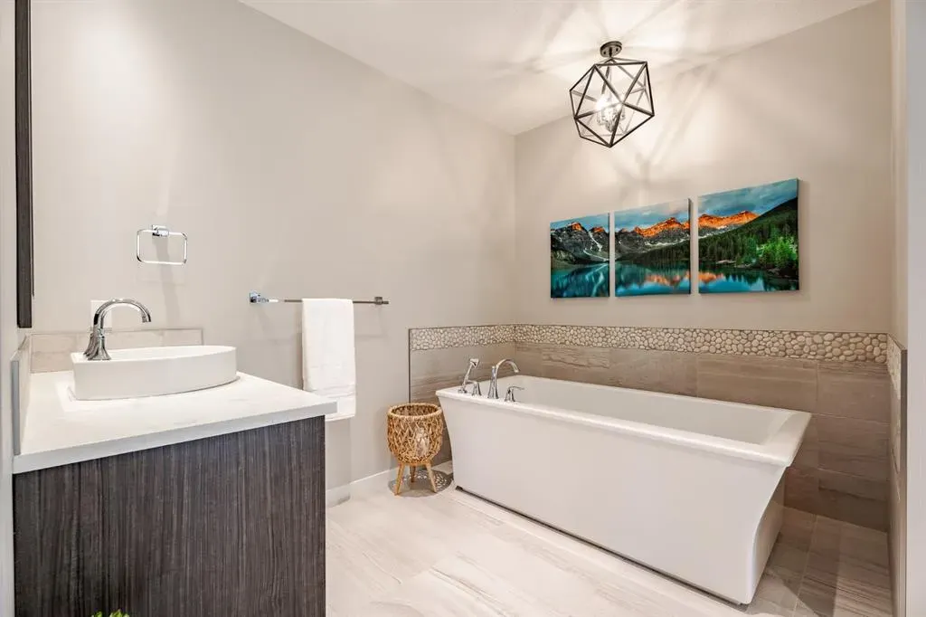 55 Legacy Woods Bay SE