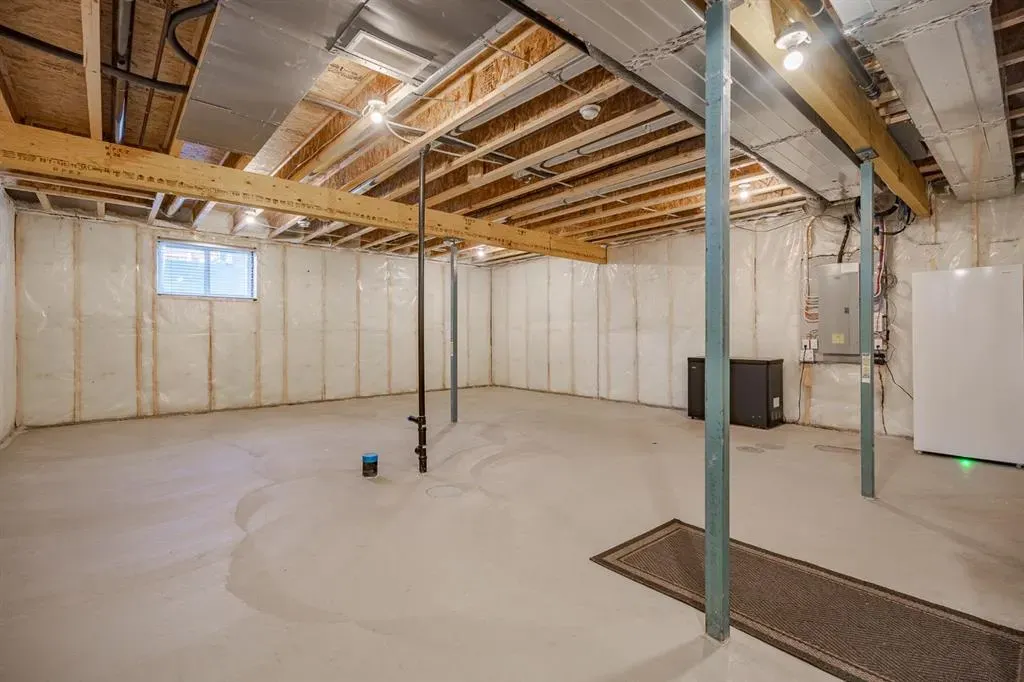 55 Legacy Woods Bay SE