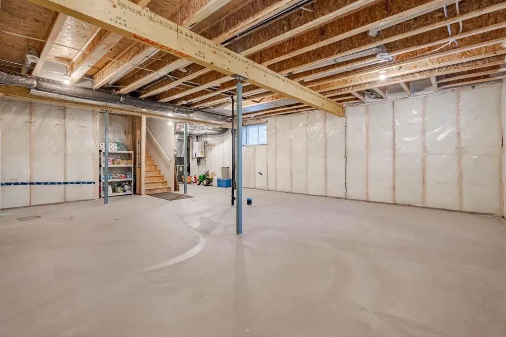 55 Legacy Woods Bay SE