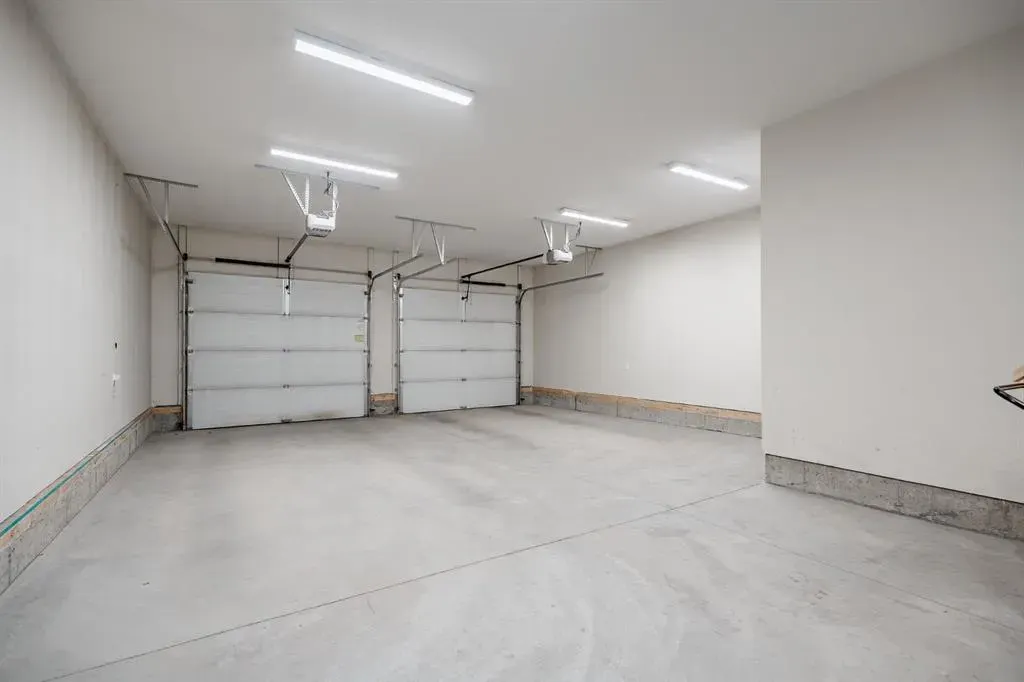 55 Legacy Woods Bay SE