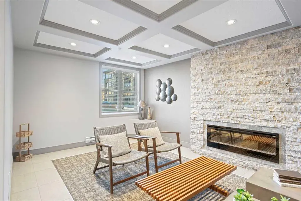 80 Greenbriar Place NW, #2204