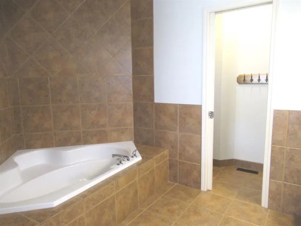 105 Cimarron Park Circle