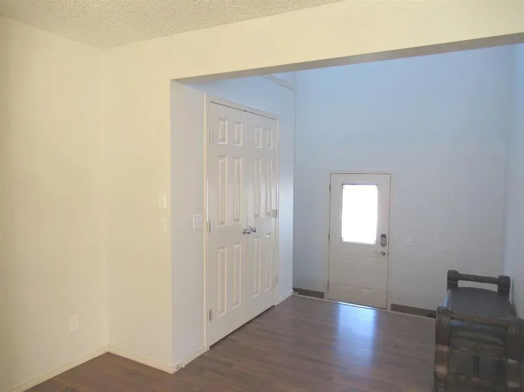 105 Cimarron Park Circle