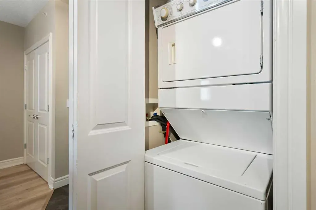 920 5 Avenue SW, #1806