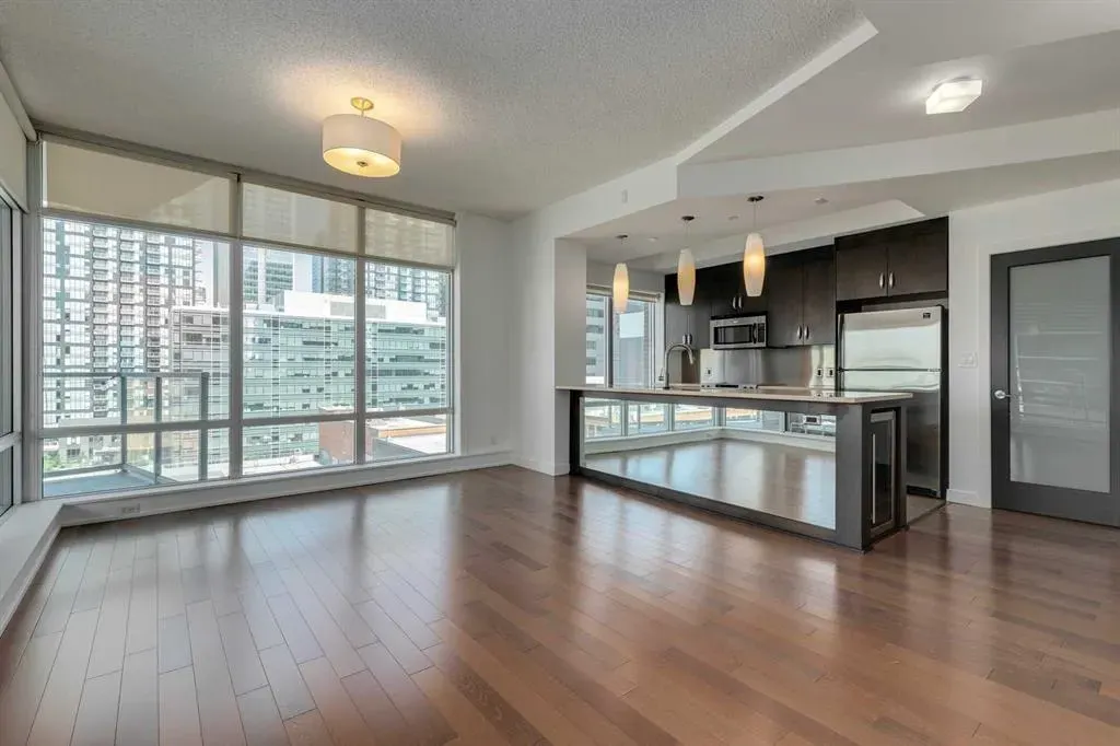 530 12 Avenue SW, #802