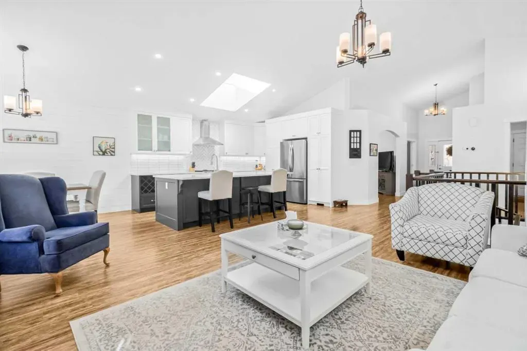 811 Boulder Creek Drive SE