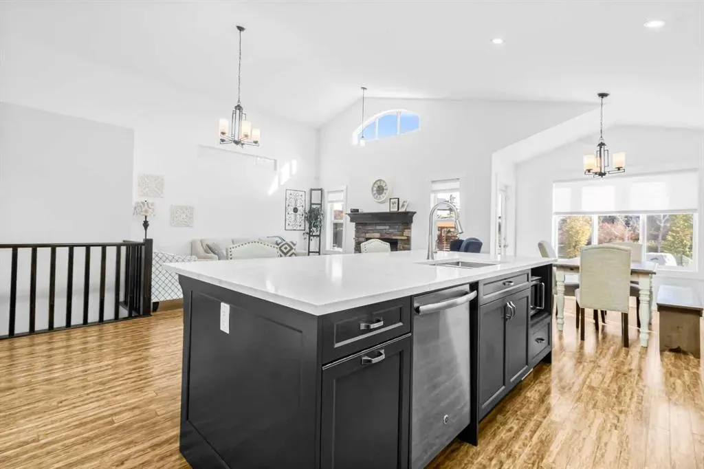 811 Boulder Creek Drive SE