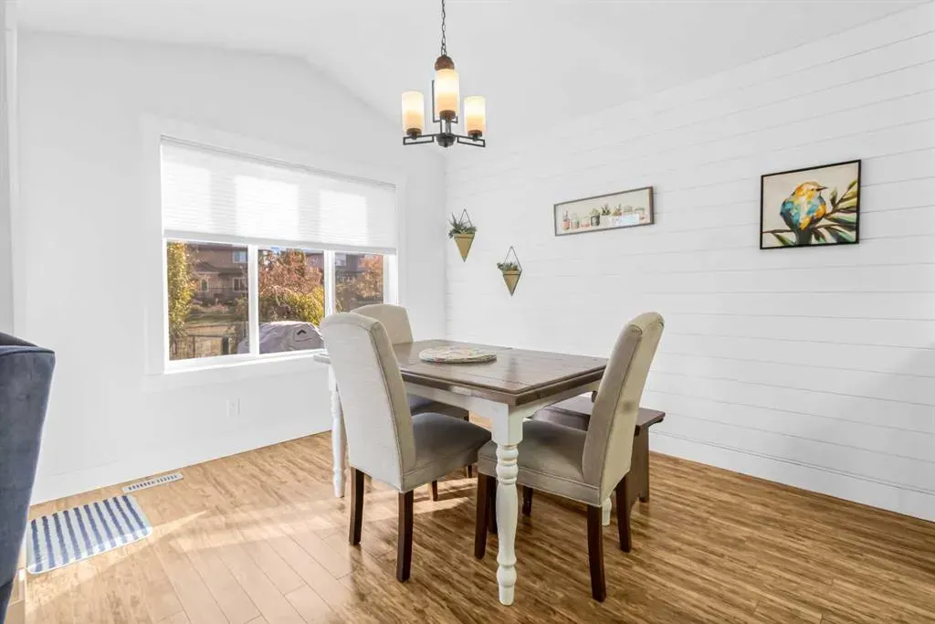 811 Boulder Creek Drive SE